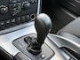 Volvo XC70 2.5 T Kinetic 5 Cilinder | AWD | 1 ste eigenaar | Memory bestuurder stoel | Roofrails| Parkeer sensoren vóór en achter | verwarmde voorstoelen | Climate control | Cruise control | regen Sensor | Trekhaak | Dealer onderhouden |