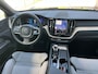 Volvo XC60 2.0 T6 Plug-in Hybrid AWD Plus Bright | PHEV | Trekhaak | Tailored Wool | 360 Graden Camera | Parkeersensoren | LED Koplampen Adaptief | Harman Kardon Audio | Alarm | Panoramadak | Elektrisch Verstelbare Voorstoelen | Stoelverwarming voor en achter | Keyless Entry | Elektrische Achterklep