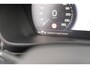 Volvo XC40 2.0 B4 R-Design | Schuif/kanteldak | Harman Kardon | Elektrische voorstoelen | Trekhaak | 360 graden camera | 20 inch | Adaptieve cruise control | BLIS |