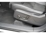 Volvo XC40 2.0 B4 R-Design | Schuif/kanteldak | Harman Kardon | Elektrische voorstoelen | Trekhaak | 360 graden camera | 20 inch | Adaptieve cruise control | BLIS |