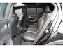 Volvo XC40 2.0 B4 R-Design | Schuif/kanteldak | Harman Kardon | Elektrische voorstoelen | Trekhaak | 360 graden camera | 20 inch | Adaptieve cruise control | BLIS |