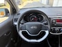 Kia Picanto 1.0i CVVT Airco 70 PK. Zuinige,betrouwbare en onverwoestbare auto !!! Alle keuringen toegestaan en rijdt helemaal nieuw !! Tweede eigenaar !