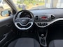 Kia Picanto 1.0i CVVT Airco 70 PK. Zuinige,betrouwbare en onverwoestbare auto !!! Alle keuringen toegestaan en rijdt helemaal nieuw !! Tweede eigenaar !