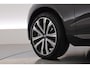 Volvo XC60 2.0 B4 R-Design | Prijs rijklaar | Pano | ACC | Trekhaak | Head-up | H&K audio | Sportstoelen |