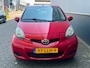 Toyota Aygo 1.0-12V Aspiration Red Airco Carplay Nieuwe apk nap