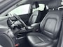 Hyundai Kona Electric EV Premium 64 kWh | SOH 95.2% | Trekhaak fietsendrager | Stoelverwarming & verkoeling | Achteruitrij camera |