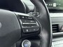 Hyundai Kona Electric EV Premium 64 kWh | SOH 95.2% | Trekhaak fietsendrager | Stoelverwarming & verkoeling | Achteruitrij camera |