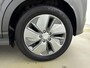 Hyundai Kona Electric EV Premium 64 kWh | SOH 95.2% | Trekhaak fietsendrager | Stoelverwarming & verkoeling | Achteruitrij camera |