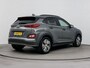 Hyundai Kona Electric EV Premium 64 kWh | SOH 95.2% | Trekhaak fietsendrager | Stoelverwarming & verkoeling | Achteruitrij camera |