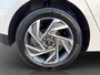 Hyundai i20 1.2 MPI 84pk Comfort | Airco | Camera | Carplay | Cruise control | Dodehoek detectie | Navigatie | Parkeersensoren | Digitaal cockpit | Lichtmetalen velgen
