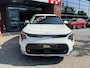 Kia Niro EV Edition Advanced 64.8 kWh // NAVI // LEDER // CAMERA // TREKHAAK // ELEK. STOEL // ADAPTIVE CRUISE // STOEL + STUUR VERWARMING // CLIMA //