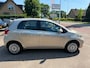 Toyota Yaris 1.3 VVTi 5-DRS AUT. Aspiration ECC *LICHTE VOORSCHADE*