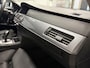 BMW 5-Serie Touring 520i High Exe aut. UNIEK 124DKM!!/PLATINGRAU/TREKHAAK/ZWART LEER COMFORT-SPORT+MEMORY//BI-XENON/NAVI PROF/ECC/CRUISE/STOELVERW/UNIEKE AUTO/1E EIGENAAR/YOUNGTIMER