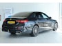 Mercedes-Benz C-klasse 300 AMG Line ''OP AFSPRAAK'' | Cruise Control | Trekhaak | Stoelverwarming | Navi | Carplay | Sfeerverlichting | 19 Inch | LED | Camera |