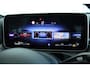 Mercedes-Benz C-klasse 300 AMG Line ''OP AFSPRAAK'' | Cruise Control | Trekhaak | Stoelverwarming | Navi | Carplay | Sfeerverlichting | 19 Inch | LED | Camera |