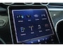 Mercedes-Benz C-klasse 300 AMG Line ''OP AFSPRAAK'' | Cruise Control | Trekhaak | Stoelverwarming | Navi | Carplay | Sfeerverlichting | 19 Inch | LED | Camera |