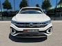 Volkswagen T-Roc 1.5 TSI 150pk DSG R-Line | Black Style | Panoramadak | Camera | Keyless | Elek. Achterklep | Dode hoek | Rijklaar incl. 1 jaar Bovag garantie