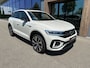 Volkswagen T-Roc 1.5 TSI 150pk DSG R-Line | Black Style | Panoramadak | Camera | Keyless | Elek. Achterklep | Dode hoek | Rijklaar incl. 1 jaar Bovag garantie