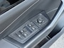 Volkswagen T-Roc 1.5 TSI 150pk DSG R-Line | Black Style | Panoramadak | Camera | Keyless | Elek. Achterklep | Dode hoek | Rijklaar incl. 1 jaar Bovag garantie