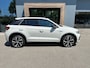 Volkswagen T-Roc 1.5 TSI 150pk DSG R-Line | Black Style | Panoramadak | Camera | Keyless | Elek. Achterklep | Dode hoek | Rijklaar incl. 1 jaar Bovag garantie