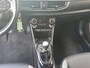 Kia Picanto 1.0 CVVT Design Edition | Climate control | Cruise control | Navigatie | Camera | Apple Carplay / Android Auto | Getinte ramen achter |