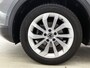Volkswagen T-Roc 1.5 TSI Style | 150 PK | Automaat | Keyless | Digital Cockpit PRO | Stoelverwarming | Parkeercamera | Art-Velours Stoelen | All Season Banden