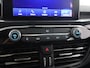 Ford Kuga 2.5 PHEV ST-Line X | Panoramadak | Winterpakket | B&O | Cruise Control Adaptief | Head Up | Parkeercamera | Navigatie |