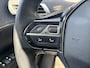 Peugeot 5008 7-Persoons 1.2 PureTech Allure 7-Persoons/Sport pakket/Airco-Ecc/Navi/Alu wielen