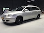 Toyota Avensis Wagon 1.8 VVTi Linea Terra I New Apk + Kln Brt I Trekhaak I Airco I 16inch LMV I Isofix I Compl. Onderhoud I 130PK.