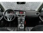 Volvo V40 Cross Country 1.5 T3 Polar+ Luxury | Trekhaak | Lederen Bekleding | Achteruitrijcamera | Parkeersensoren | Cruise Control Adaptief | BLIS | Navigatie | High Performance Audio | LED Koplampen | Elektrisch Verstelbare Stoel | Parkeerverwarming | Panoramadak