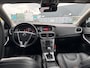 Volvo V40 Cross Country 1.5 T3 Polar+ Luxury | Trekhaak | Lederen Bekleding | Achteruitrijcamera | Parkeersensoren | Cruise Control Adaptief | BLIS | Navigatie | High Performance Audio | LED Koplampen | Elektrisch Verstelbare Stoel | Parkeerverwarming | Panoramadak