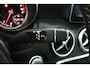 Mercedes-Benz A-klasse 160 Ambition Automaat (PANORAMADAK, NAVIGATIE, LED. MULTIMEDIA, STUURBEDIENING, CRUISE)