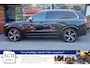 Volvo XC90 D5 235 pk Aut. R-Design Grijs Kenteken, Luchtvering
