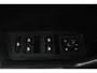 Volkswagen T-Roc 1.0 TSI Style (PANORAMADAK, DIGATALE COCKPIT, PDC, LED, CLIMA, STOELVERWARMING)