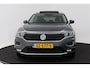 Volkswagen T-Roc 1.0 TSI Style (PANORAMADAK, DIGATALE COCKPIT, PDC, LED, CLIMA, STOELVERWARMING)