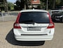 Volvo V70 2.5T 231pk Momentum Xenon Stoelverwarming V+A