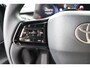 Toyota Urban Cruiser Dynamic 61 kWh direct leverbaar.