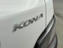 Hyundai Kona 1.6 GDI HEV FASHION DESIGN | ALL SEASONS | NAVI | CAMERA | CRUISE | LEDER | PRIVACY GLASS | DODEHOEK SPIEGELS | 16'' LM VELGEN | AUTOMAAT | HYBRID | LAGE KMSTAND! | FABRIEKSGARANTIE GELDIG T/M 9-2028! |