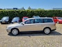 Volvo V70 2.0 Kinetic ✅COMPLETE AUTO!!