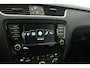 Skoda Octavia Combi 1.2 TSI Greentech Style Automaat (NAVIGATIE, STOELVERWARMING, TREKHAAK, CLIMA, STUURBEDIENING)