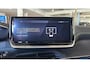 Peugeot 2008 GT | Active Safety Brake met camera en radar (automatisch noodremsysteem) met Distance Alert (waarschuwing dreigende aanrijding) | Advanced Active Safety Brake met camera en radar | Climate Control