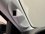 Peugeot 208 Allure | Elektrische parkeerrem | Extra getinte achterste zijruiten en achterruit | Extra getinte achterste zijruiten en achterruit