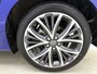 Toyota Yaris 1.5 Hybrid 130 Executive | Navi | Lichtmetalen Velgen | Bekleding Stof/Leder | NL-Auto |