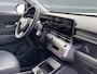 Hyundai Kona 1.6 GDI HEV Premium Full Hybride Automaat met Navigatie, Lederen bekleding en Stoelverwarming Uit voorraad leverbaar!