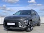 Hyundai Kona 1.6 GDI HEV Premium Full Hybride Automaat met Navigatie, Lederen bekleding en Stoelverwarming Uit voorraad leverbaar!