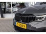 BMW 3-Serie 320i Executive Edition M-Sport Dravitgrau | 19" | NL Auto