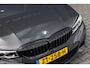 BMW 3-Serie 320i Executive Edition M-Sport Dravitgrau | 19" | NL Auto