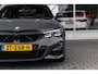 BMW 3-Serie 320i Executive Edition M-Sport Dravitgrau | 19" | NL Auto