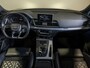 Audi Q5 55 TFSI e quattro Competition 367pk / Panorama dak / Adaptieve cruise control / Stoelverwarming / Dodehoekdetectie / Achtertuitrijcamera / Apple carplay /