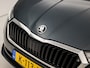 Skoda Octavia Combi 1.0 e-TSI Sport Automaat (VIRTUAL COCKPIT, 1e EIGENAAR, APPLE CARPLAY, GROOT NAVI, STOELVERWARMING, SPORTSTOELEN, CAMERA, GETINT GLAS, NIEUWSTAAT)